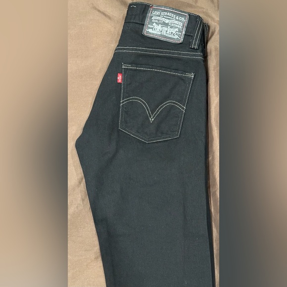 Levi’s 511 Skinny Jeans - Picture 5 of 10